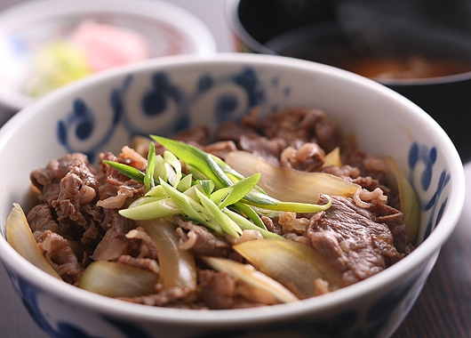 淡路島牛丼＋入浴券