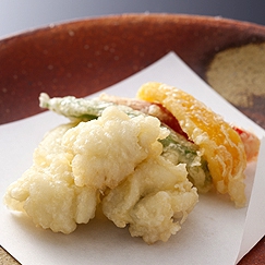 淡路鱧のシーズン到来！活鱧料理は5月10日スタートです。3