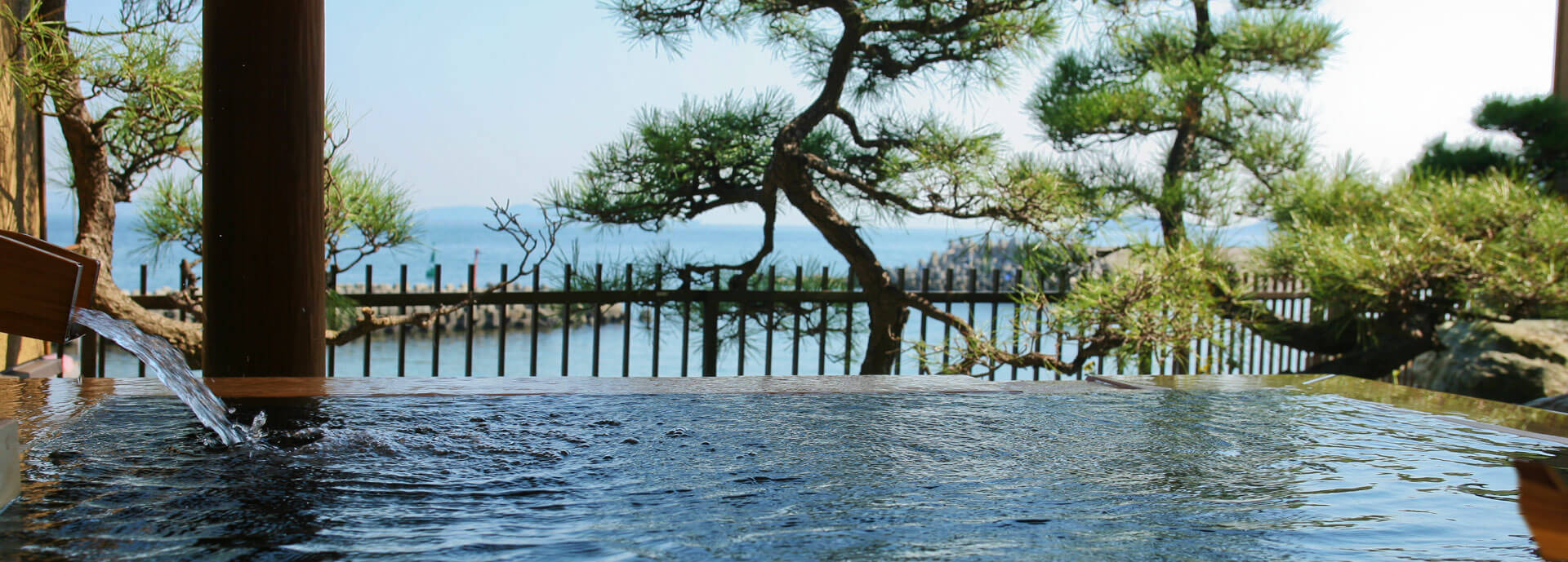 ヴィラ楽園 海の庭